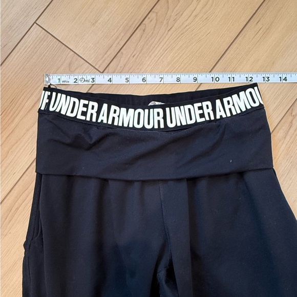 Under Armour Pants - Picture 2 of 5